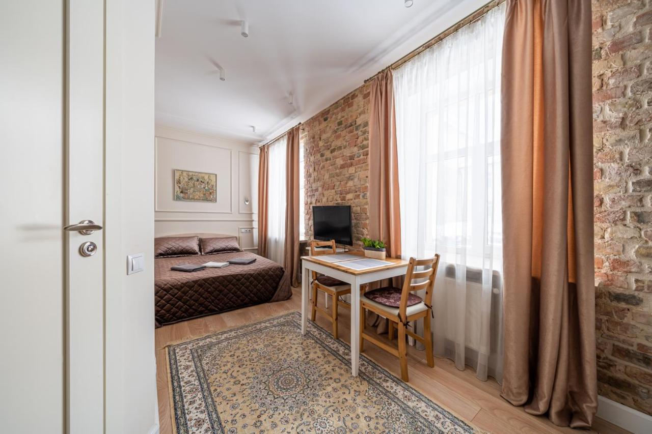 Stylish Studio Close To City Center, Cafes & Parks & Local Dining Riga Exteriör bild